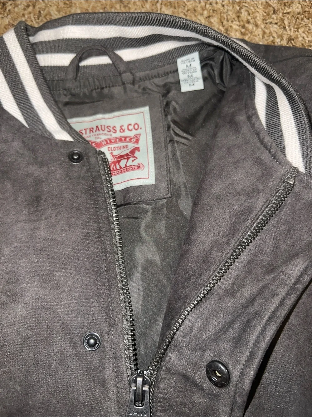 Levis levi varsity